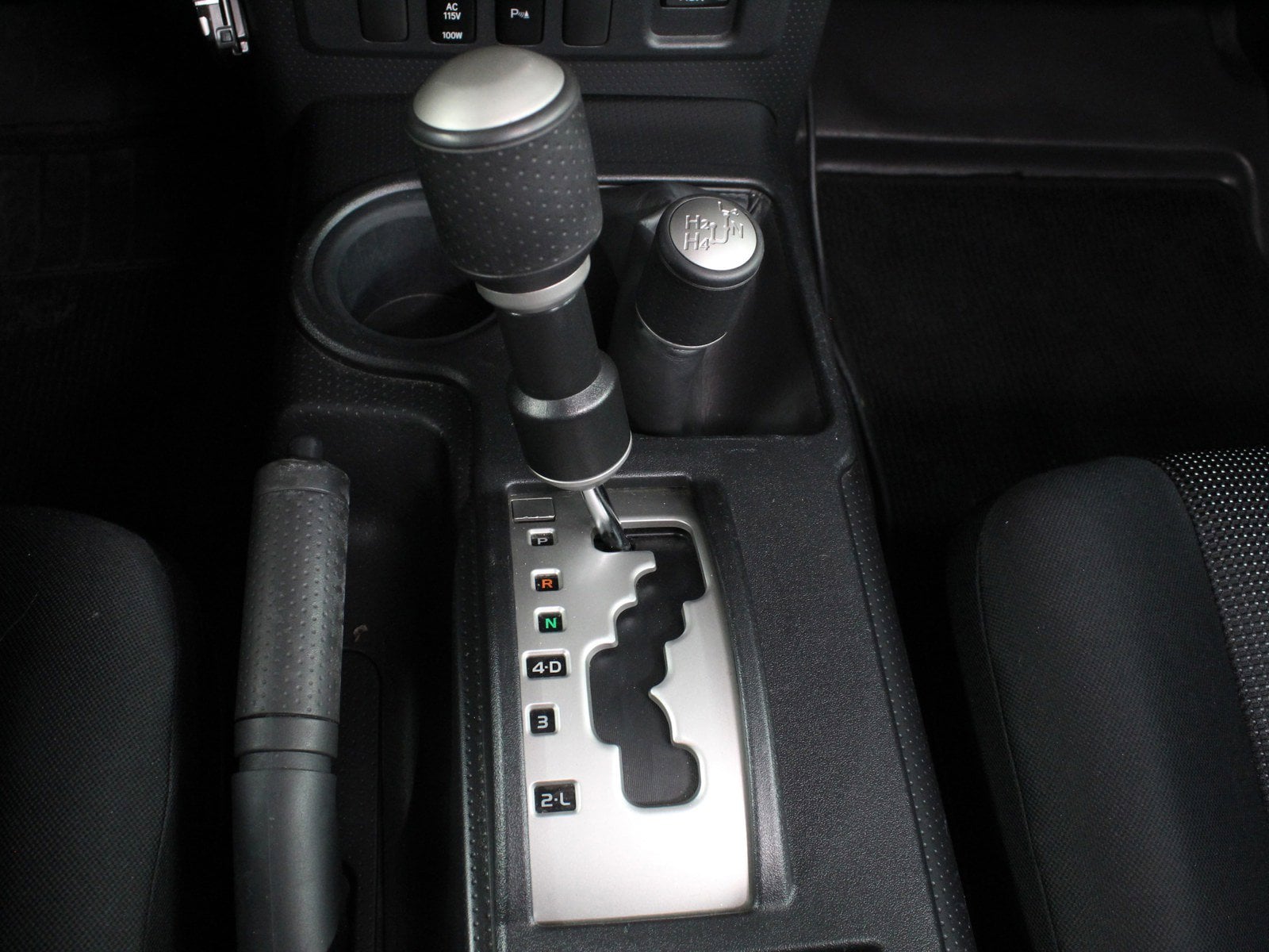 2011 Toyota FJ Cruiser Base - Photo 14