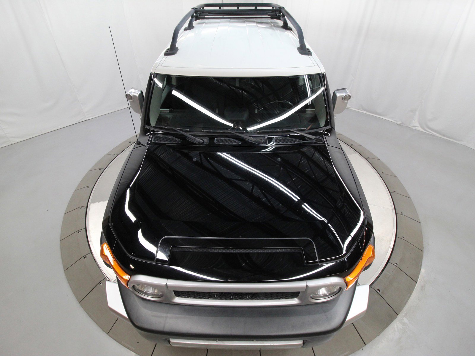 2011 Toyota FJ Cruiser Base - Photo 39