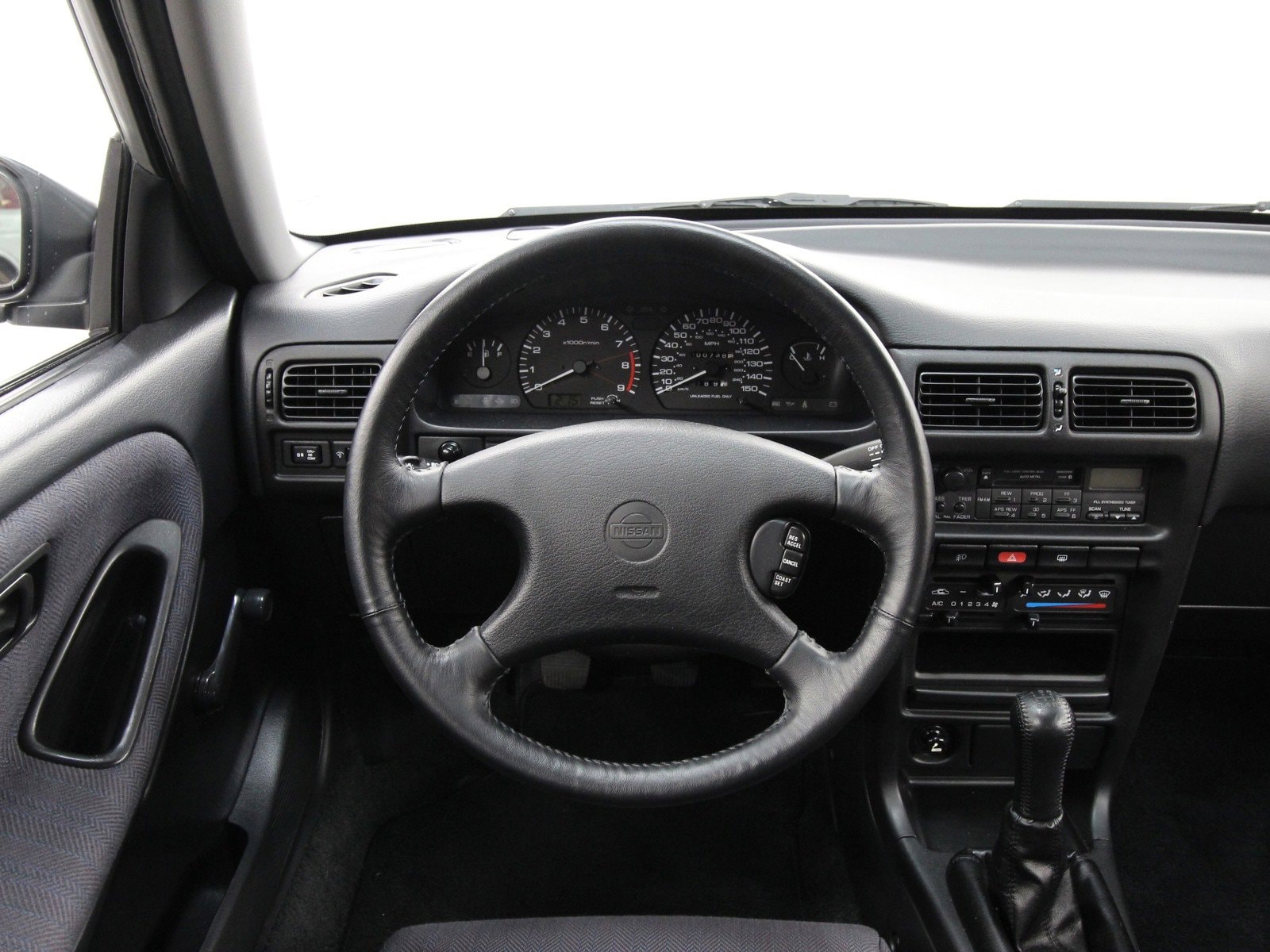 1992 Nissan Sentra - Photo 10
