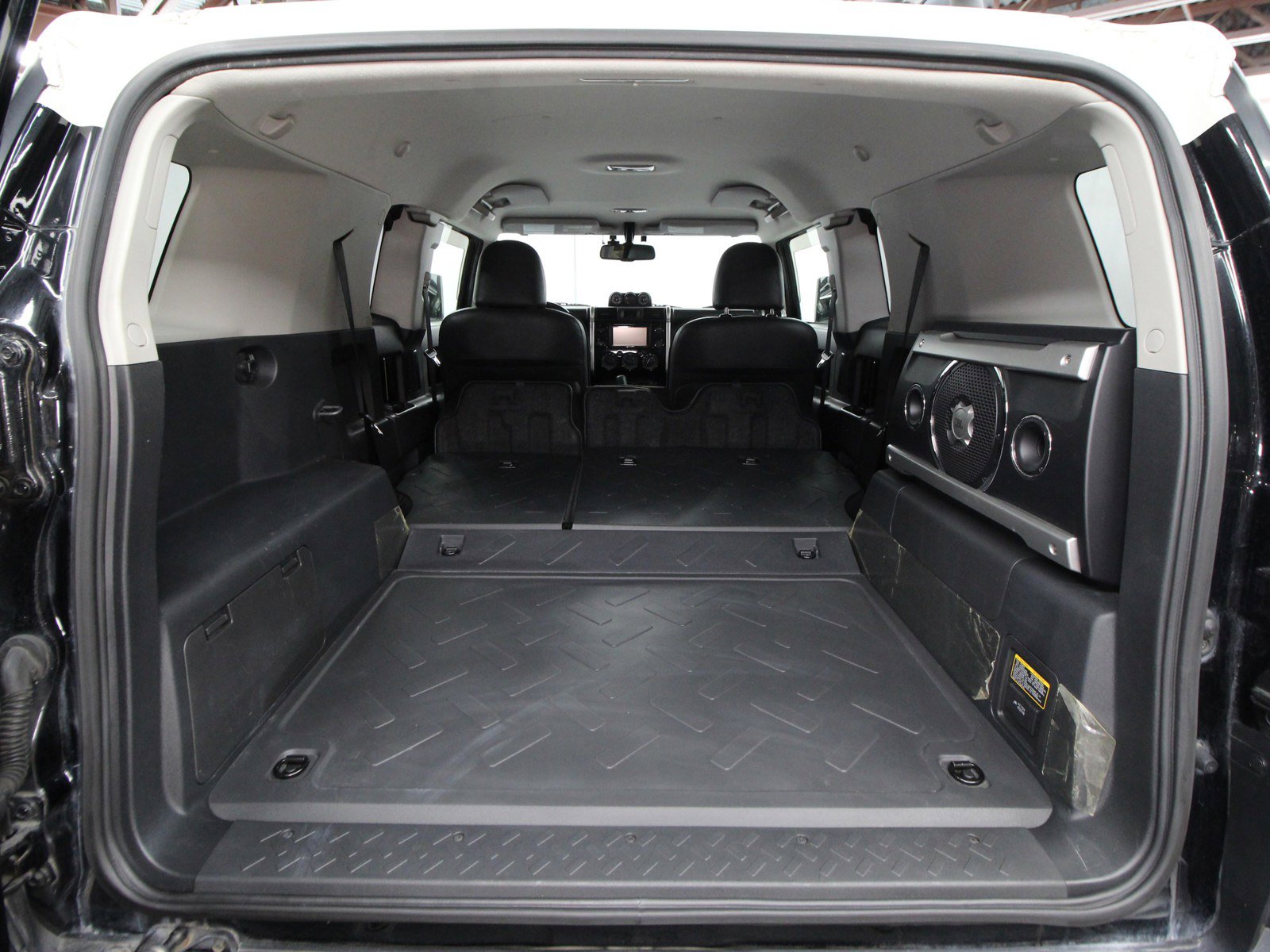 2011 Toyota FJ Cruiser Base - Photo 27