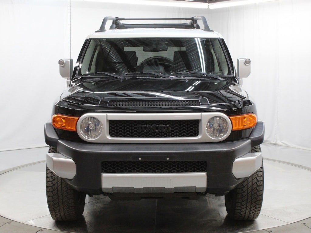 Used 2011 Toyota FJ Cruiser Base Sport Utility