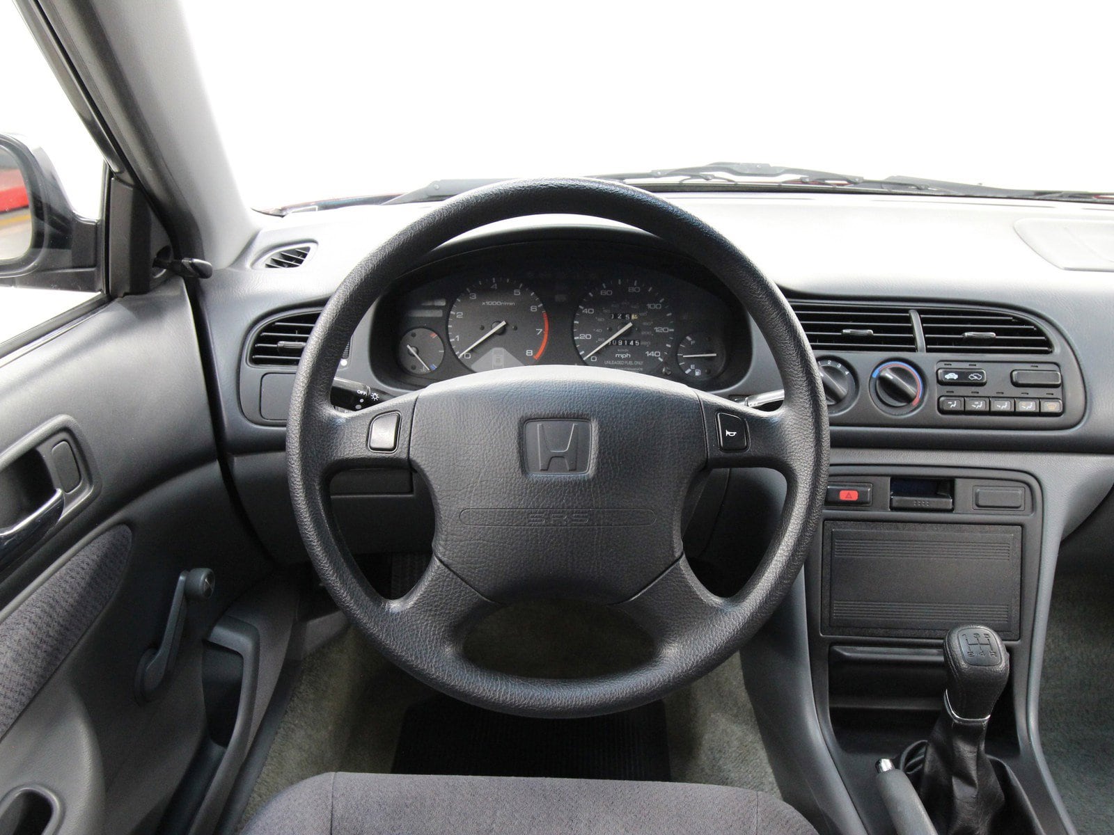 1995 Honda Accord - Photo 9