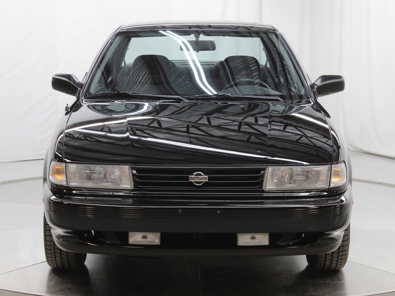 1992 Nissan Sentra - Photo 3