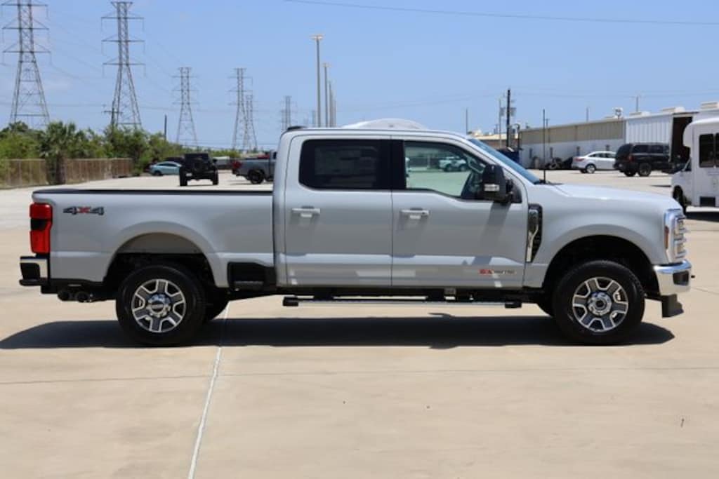 New 2026 Ford F-250SD Lariat Truck