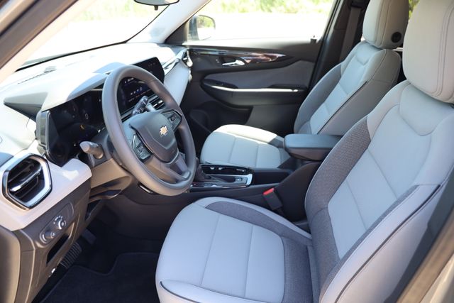 2026 Chevrolet Trailblazer LS - Photo 12