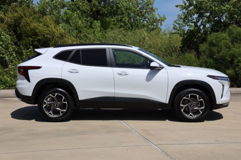 New 2026 Chevrolet Trax LT SUV