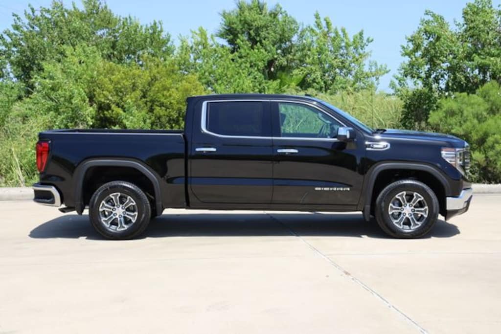 New 2026 GMC Sierra 1500 SLT Truck Crew Cab