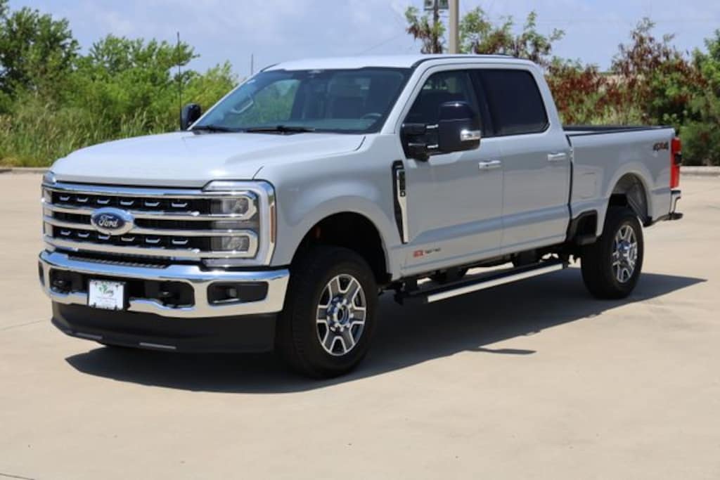 New 2026 Ford F-250SD Lariat Truck