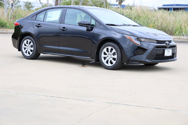 New 2026 Toyota Corolla LE Sedan