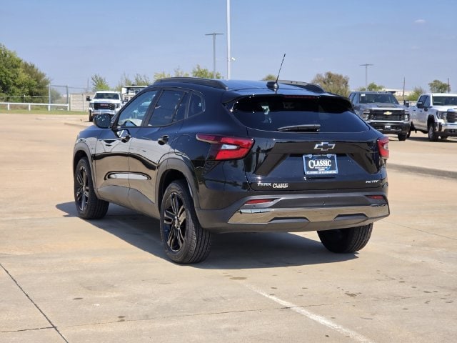2026 Chevrolet Trax Activ - Photo 6