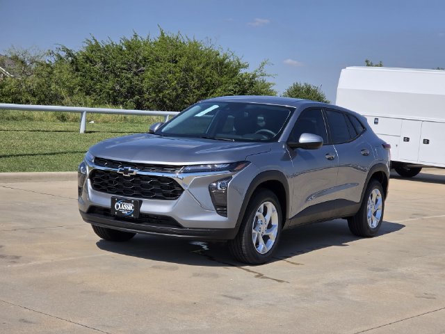 New 2026 Chevrolet Trax LS SUV
