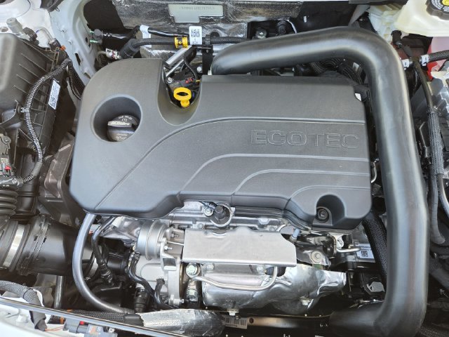 2027 Chevrolet Equinox LT - Photo 20
