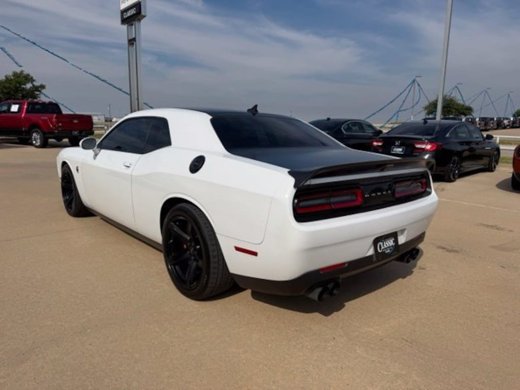 Used 2019 Dodge Challenger SRT Hellcat Coupe