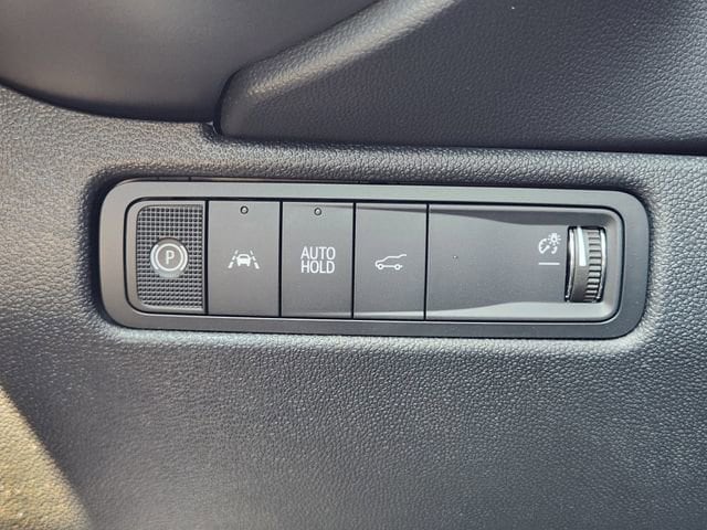 2025 Chevrolet Equinox EV RS - Photo 16