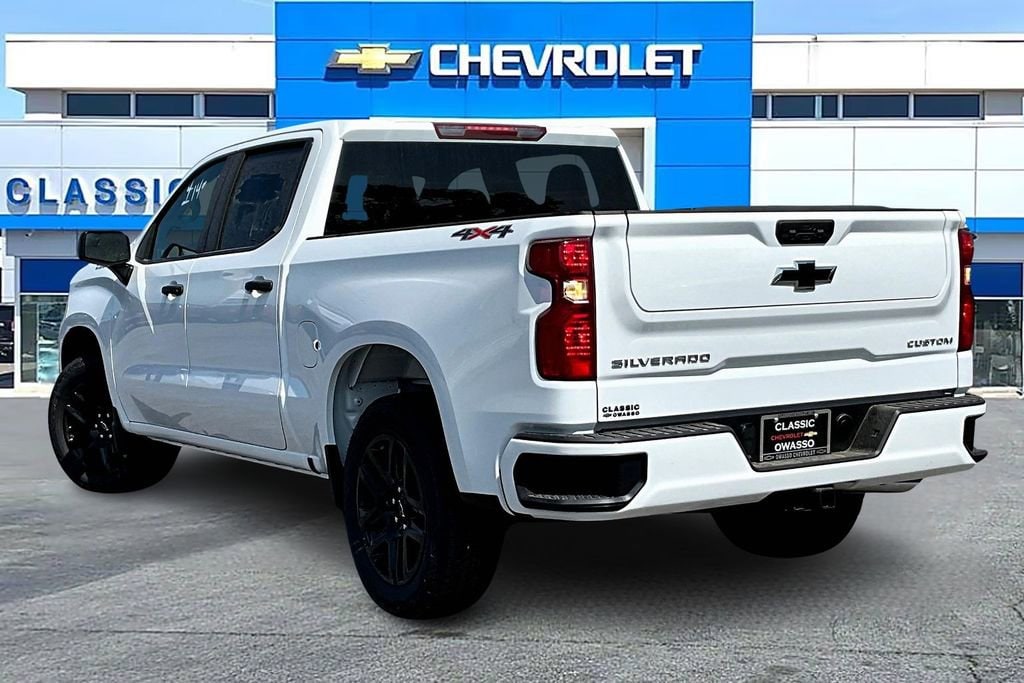 New 2026 Chevrolet Silverado 1500 Custom Truck