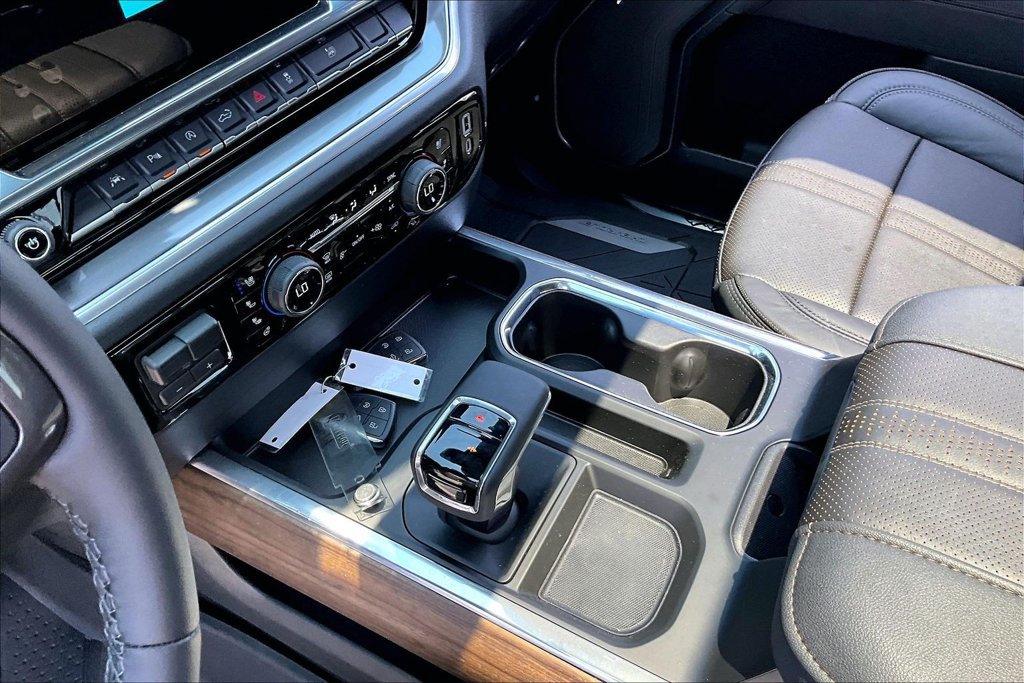 2026 Chevrolet Silverado 1500 High Country - Photo 8