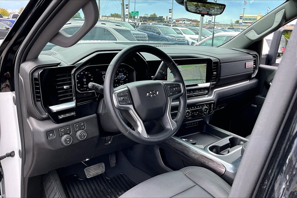 2026 Chevrolet Silverado 2500 HD LTZ - Photo 6