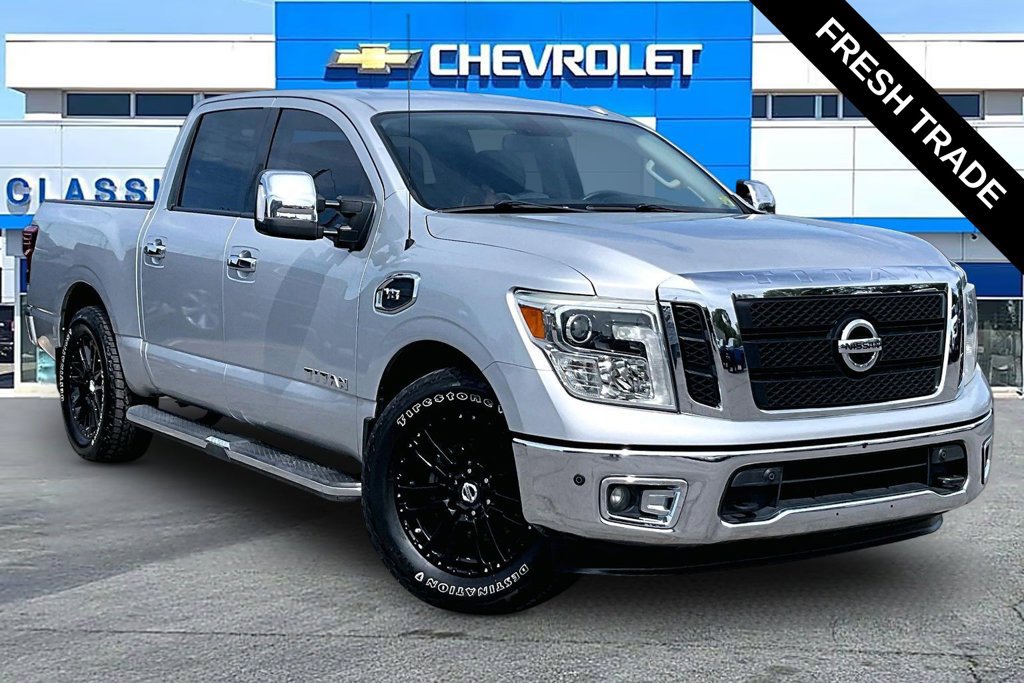 2017 Nissan Titan SL
