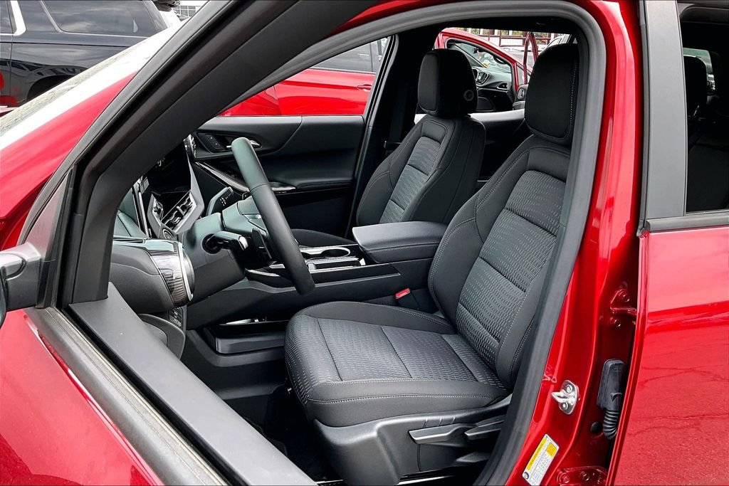 2027 Chevrolet Equinox LT - Photo 9