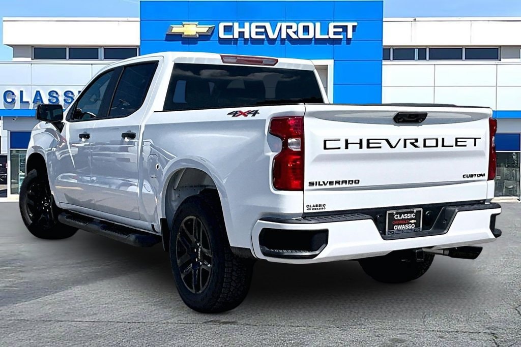 New 2026 Chevrolet Silverado 1500 Custom Truck