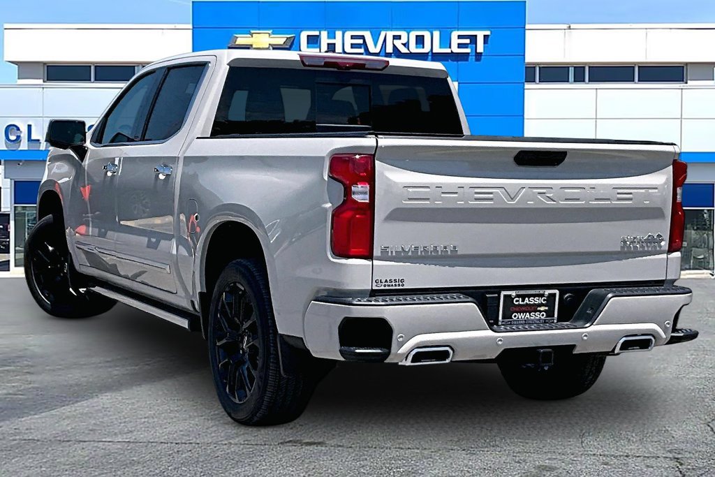 New 2026 Chevrolet Silverado 1500 High Country Truck