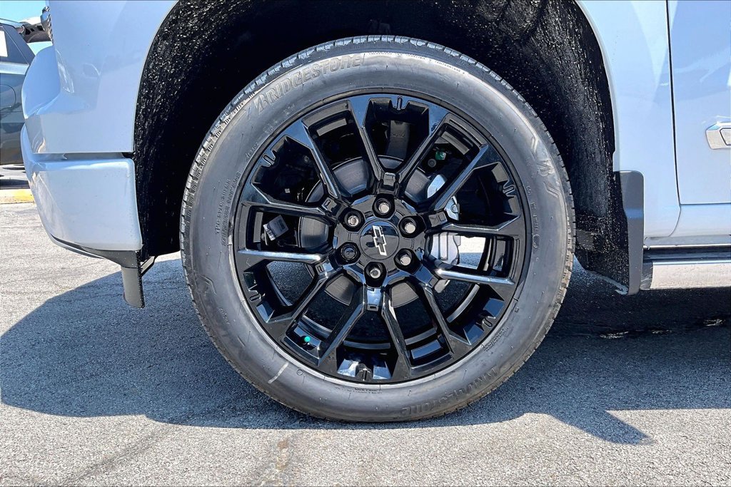 2026 Chevrolet Silverado 1500 High Country - Photo 12