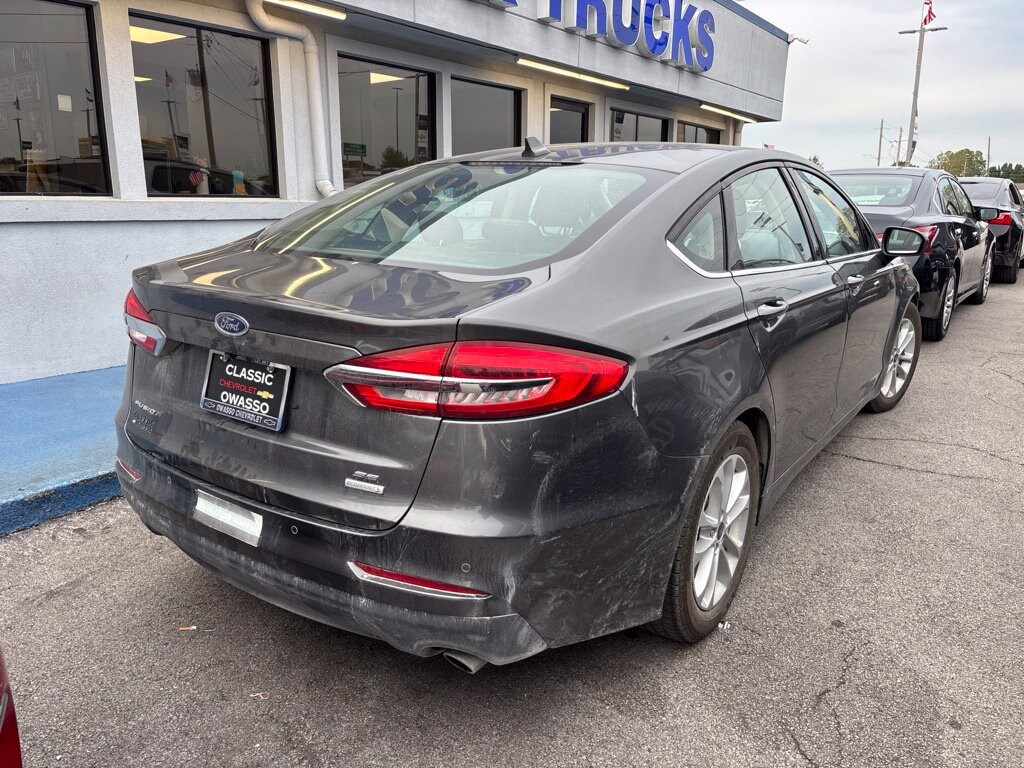 Used 2020 Ford Fusion SE