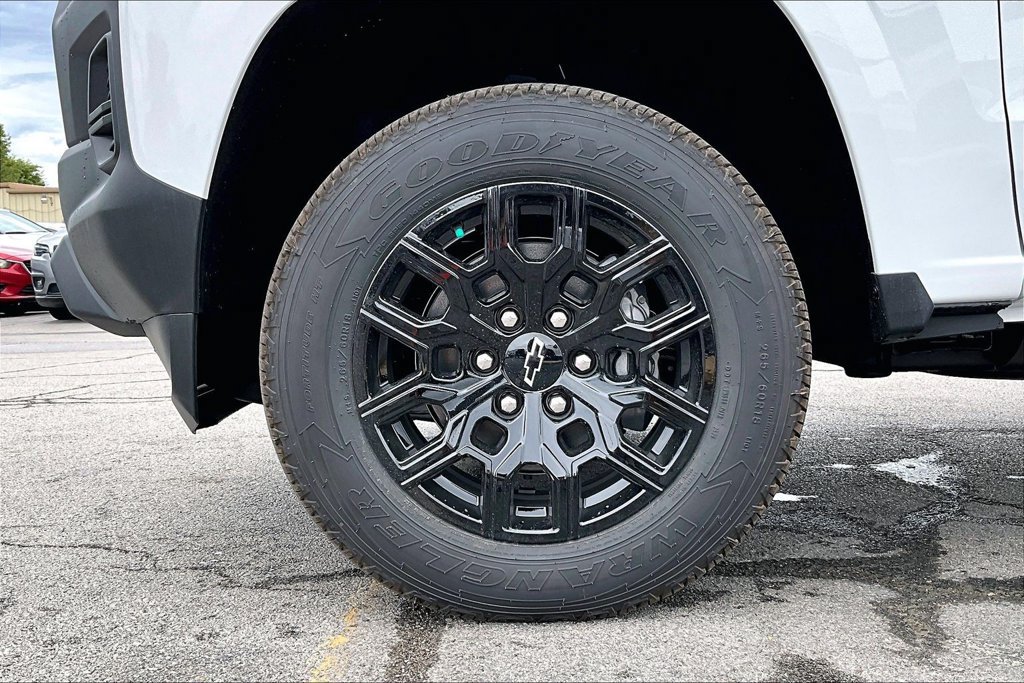 2026 Chevrolet Colorado Work Truck - Photo 12