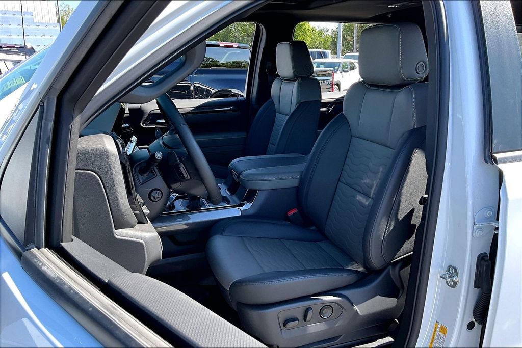 2026 Chevrolet Silverado 1500 ZR2 - Photo 9