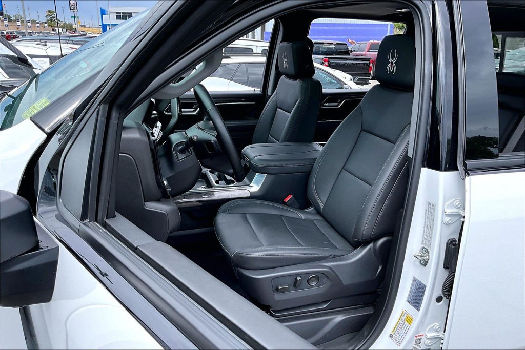 2026 Chevrolet Silverado 2500 HD LTZ - Photo 9