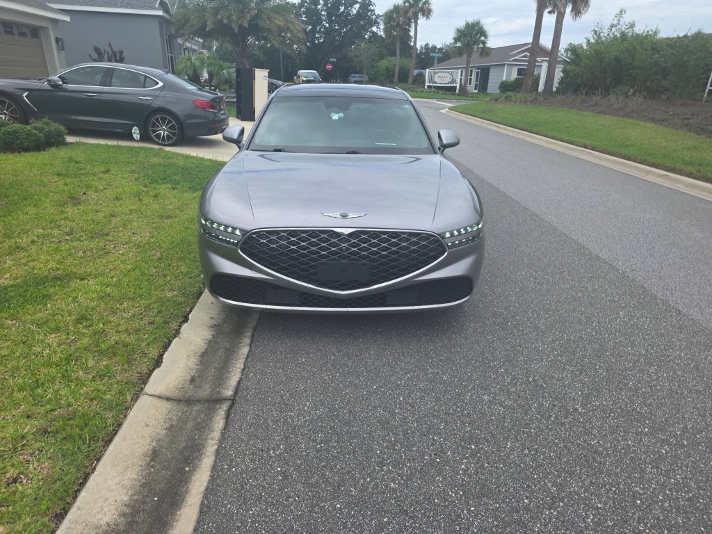  Genesis G90