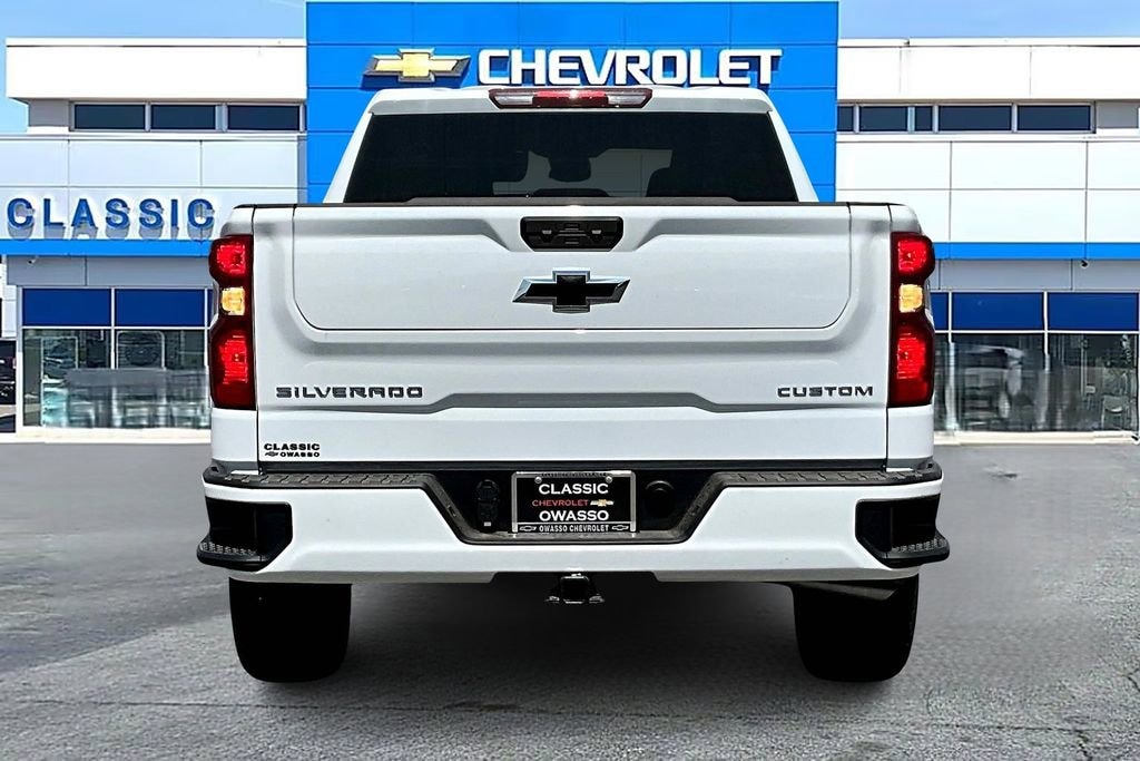 New 2026 Chevrolet Silverado 1500 Custom Truck