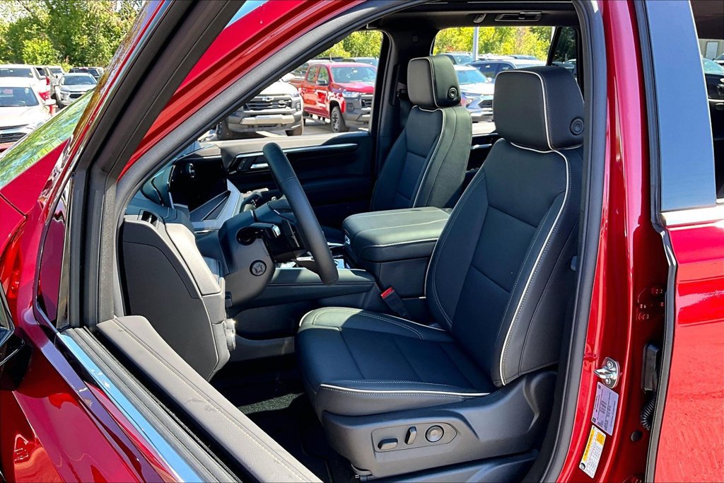 2027 Chevrolet Tahoe Premier - Photo 9