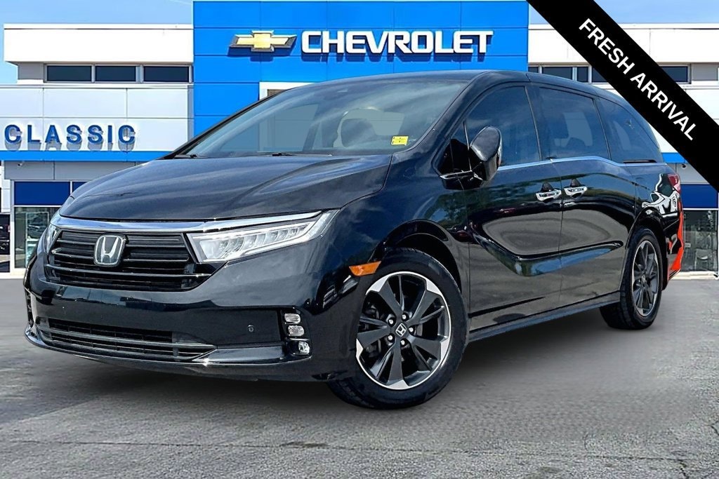 Used 2023 Honda Odyssey Elite