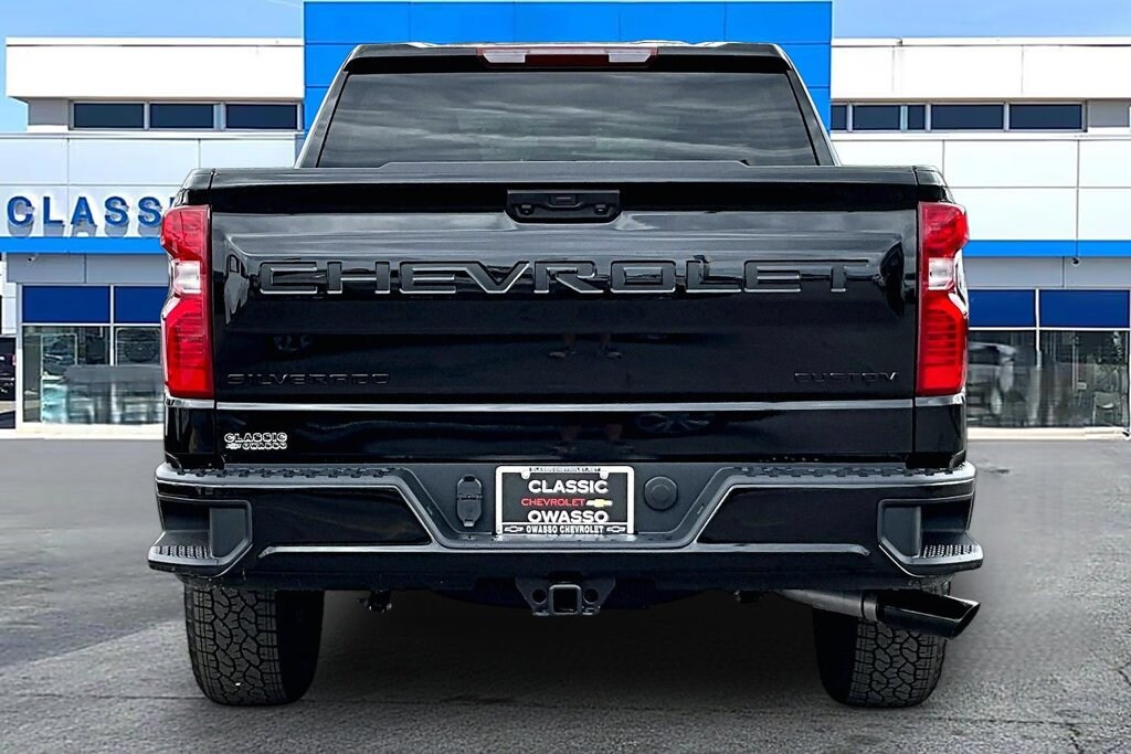 New 2026 Chevrolet Silverado 1500 Custom Truck