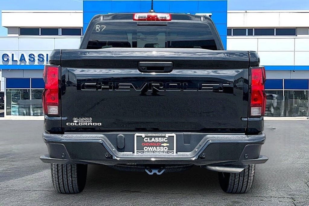 New 2026 Chevrolet Colorado WT Truck