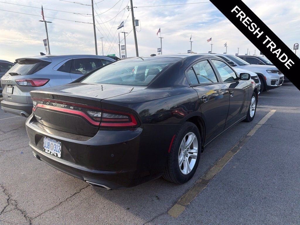 Used 2019 Dodge Charger SXT