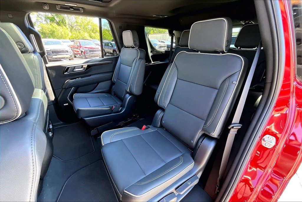 2027 Chevrolet Tahoe Premier - Photo 10
