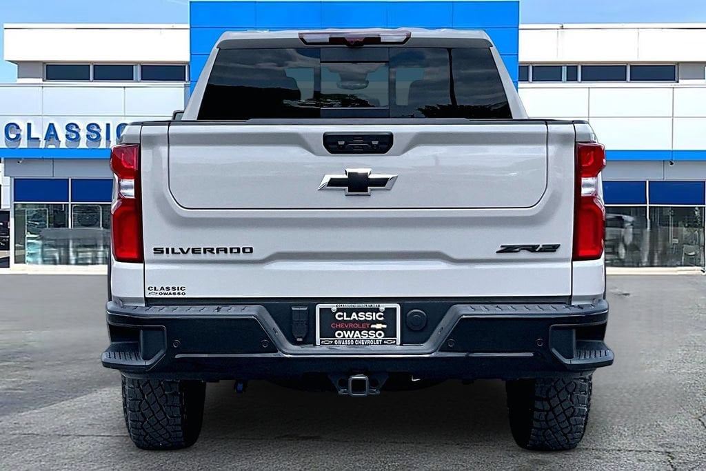 New 2026 Chevrolet Silverado 1500 ZR2 Truck