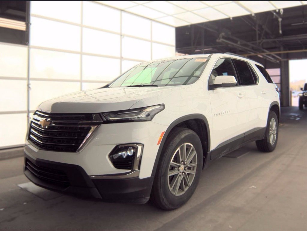 Used 2023 Chevrolet Traverse LT Cloth SUV
