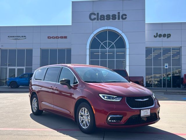 2026 Chrysler Pacifica