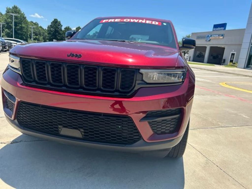 Used 2024 Jeep Grand Cherokee Altitude X SUV