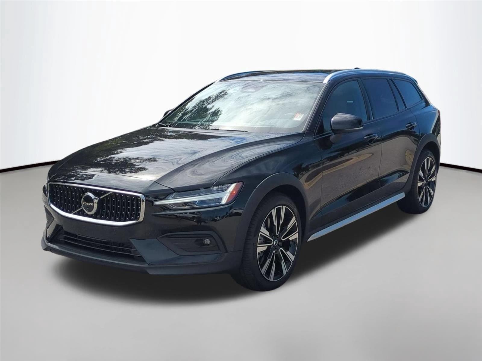 2026 Volvo V60 Cross Country