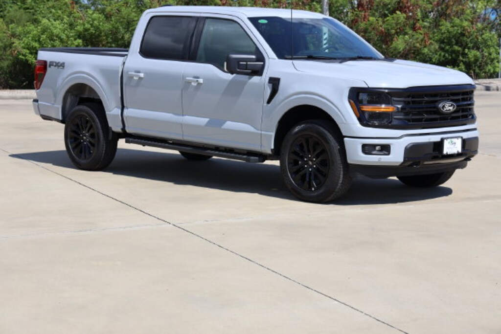 New 2026 Ford F-150 XLT Truck SuperCrew Cab
