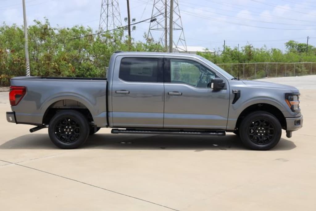 New 2026 Ford F-150 XLT Truck SuperCrew Cab