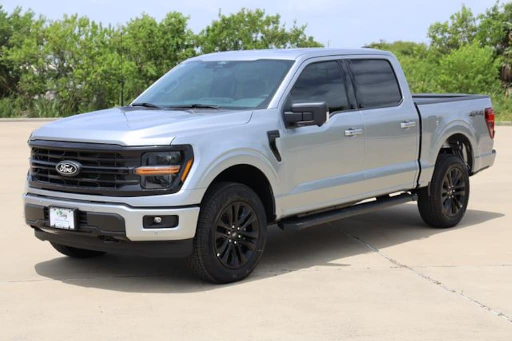 New 2026 Ford F-150 XLT Truck SuperCrew Cab