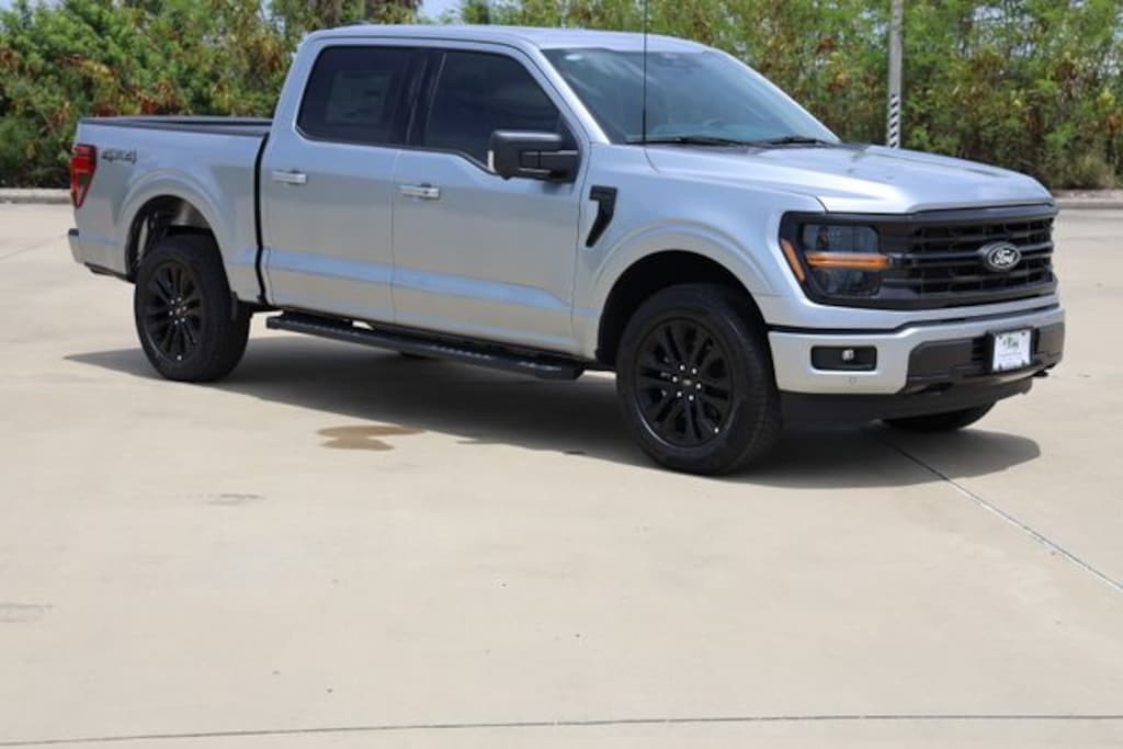 New 2026 Ford F-150 XLT Truck SuperCrew Cab