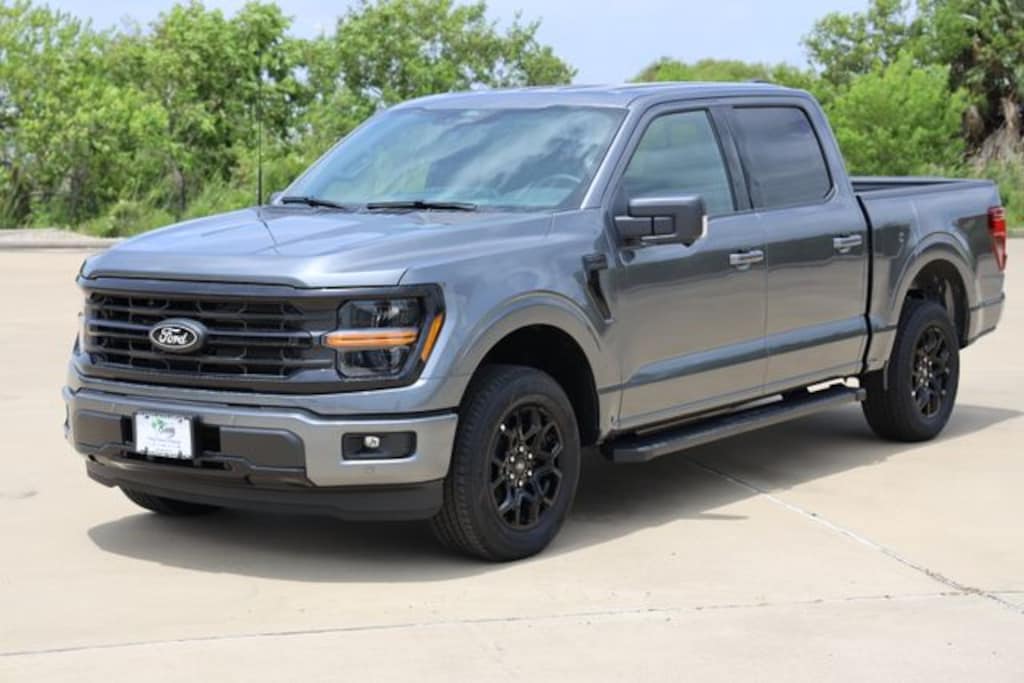 New 2026 Ford F-150 XLT Truck SuperCrew Cab