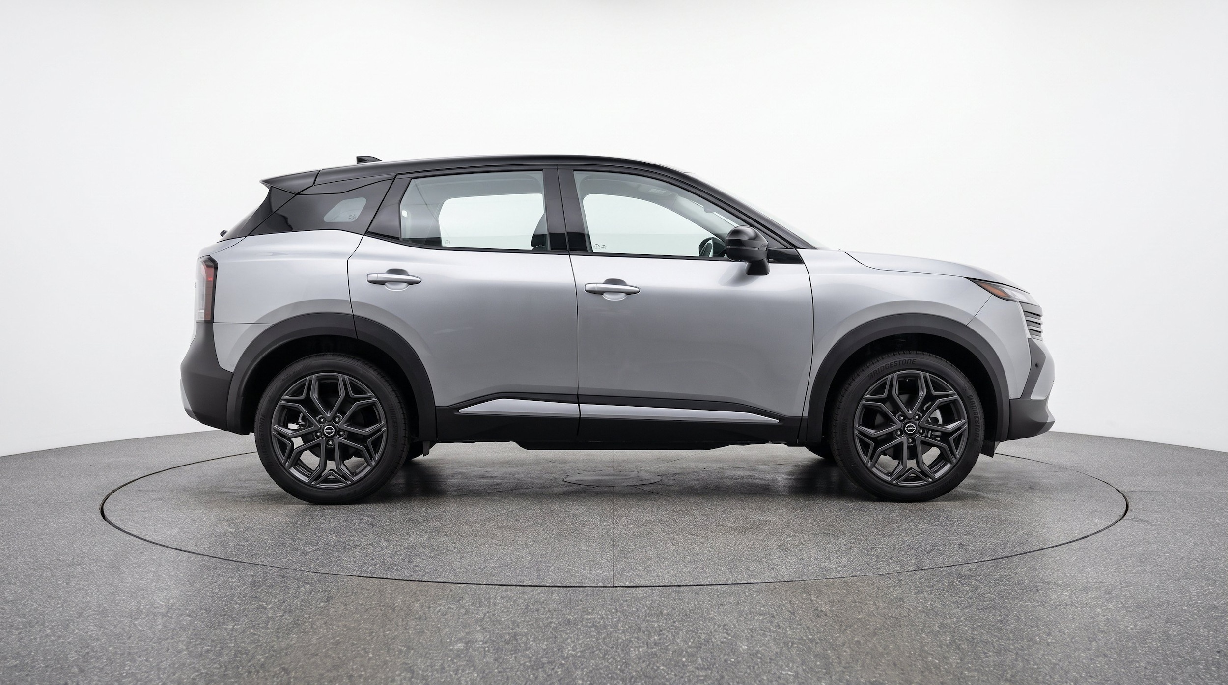 Thumbnail: 2026 Nissan Kicks - 10