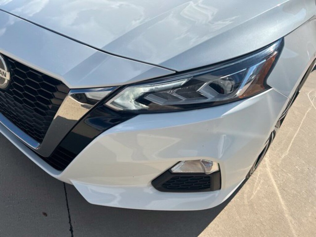 Used 2020 Nissan Altima 2.5 SR Sedan